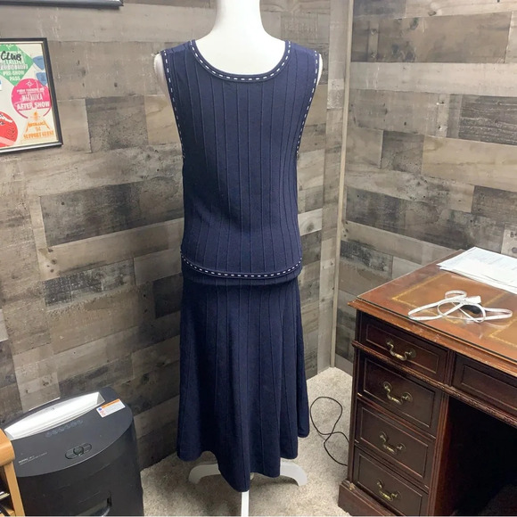Banana Republic blue/white drop waist long dress size medium statuesque - Picture 2 of 10
